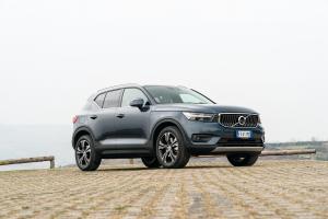 Volvo XC40 T5 Plug-in Hybrid Inscription 2020 года